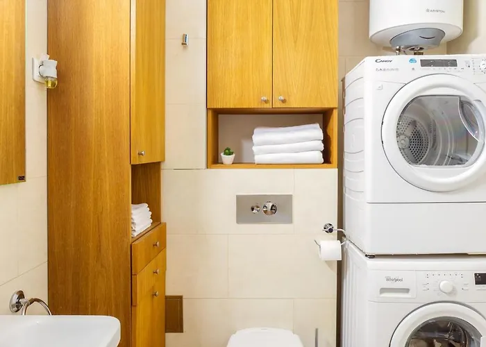 Garden - Parking & Security بلغراد