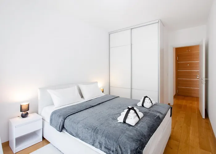 شقة Garden - Parking & Security *