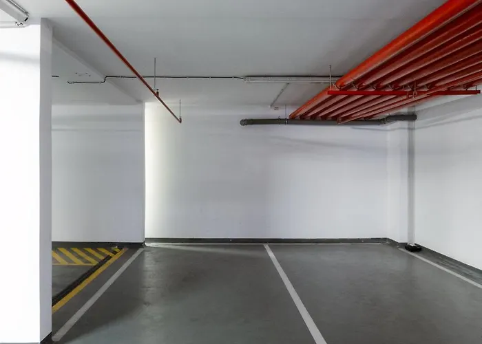 Garden - Parking & Security شقة